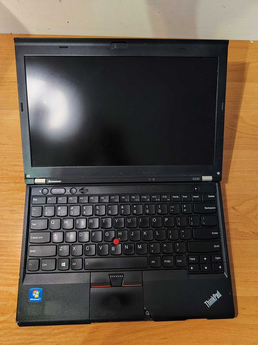 Lenovo x230 / i5-3320M / 8GB RAM / 240GB SSD / Windows 10