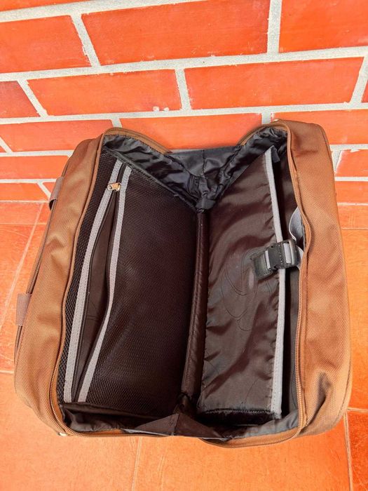 Bolsa castanha Samsonite para transporte de PC e documentos