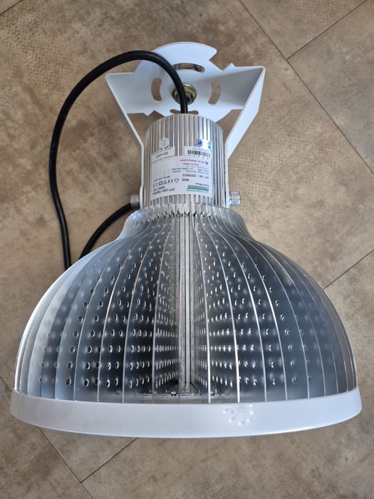 Lampa loftowa LED 180W/110° Neuenhauser