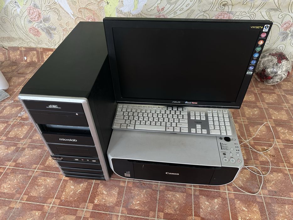 Продам робочий пк разом зі стільцем