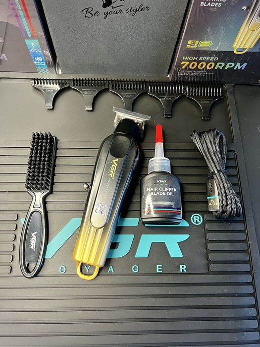 Тріммер VGR Professional V-935 для стрижки та окантовки, Green/Gold