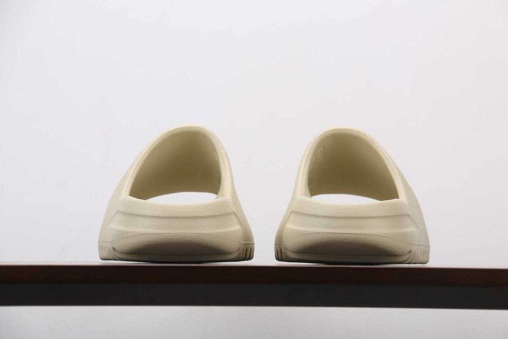 adidas Yeezy Slide Onyx R.41