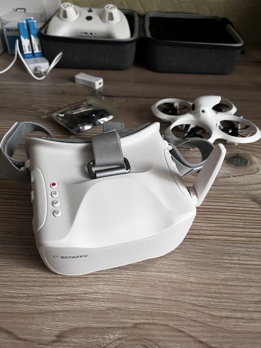 FPV дрон для навчання BetaFPV Cetus X KIT FrSky D8