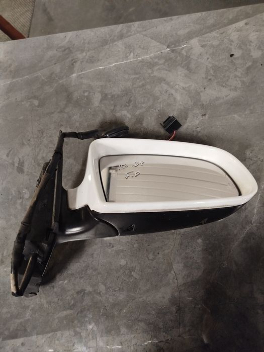 Espelho retrovisor Direito Audi A3 (8P1)