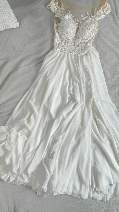 Piękna Suknia ślubna-muślin MillaNova