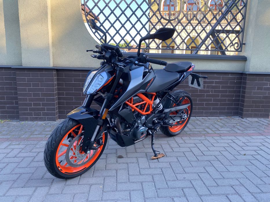 Продається KTM Duke 390 2023р в новому стані!