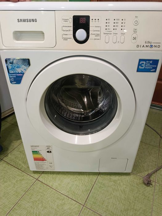 Продам пральну машину Samsung Diamond на 6 кг.