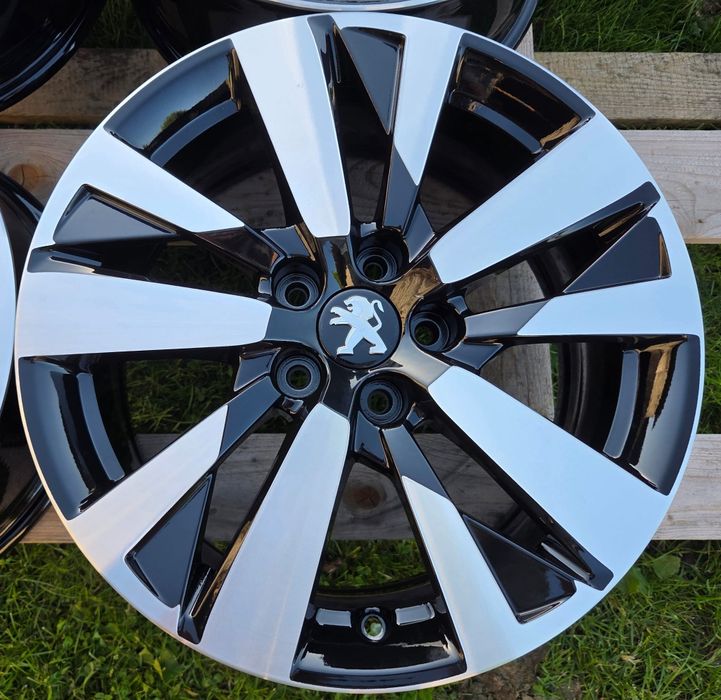 Felgi Oryginał Peugeot 308 508 Traveller 3008 Expert 7Jx17 ET42 5x108