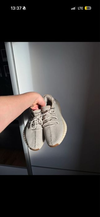 yeezy boost 350 v2 sesame