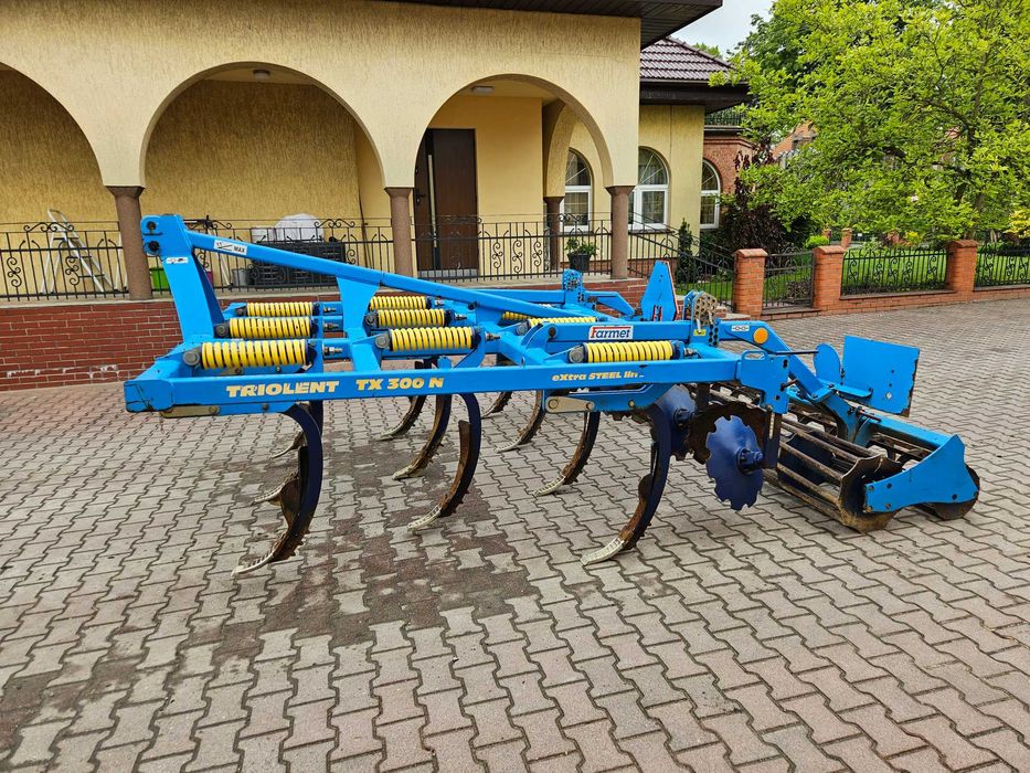 Agregat uprawowy bezorkowiec Bednar Farmet Triolient Fantom 3m kompaktor