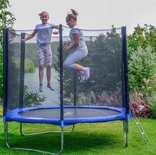 Батут дитячий SkyJump (Польща, до 120 кг ) 252 см. 8 ft.