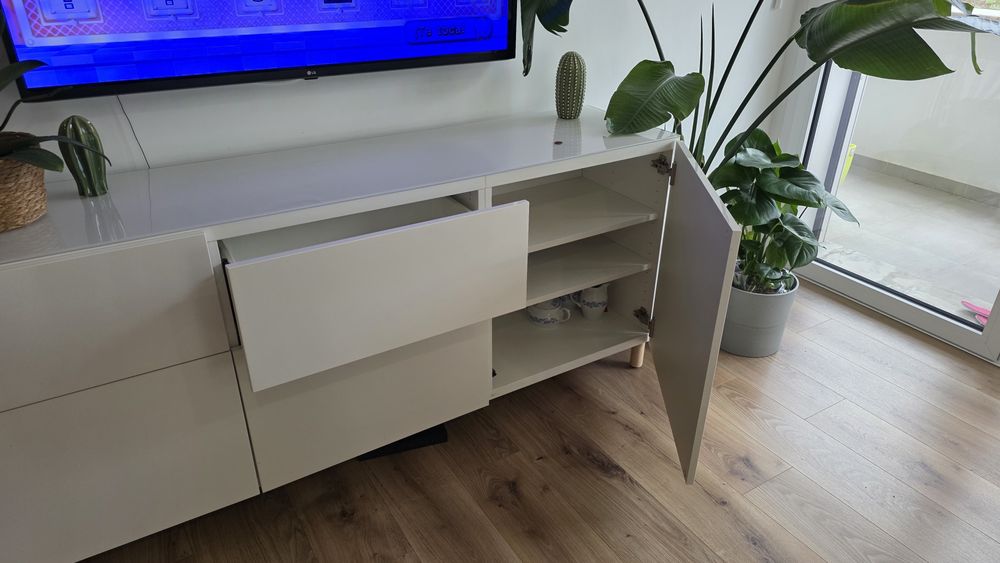 Aparador Ikea branco