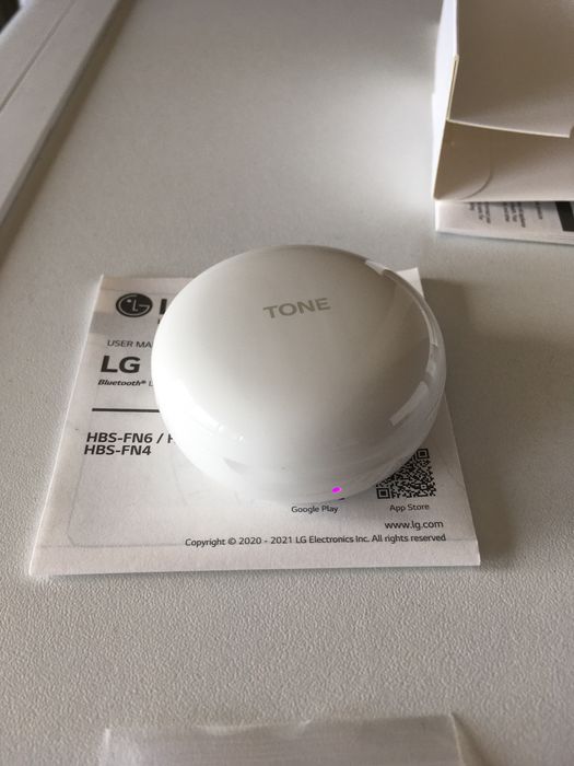 Auriculares LG TONE