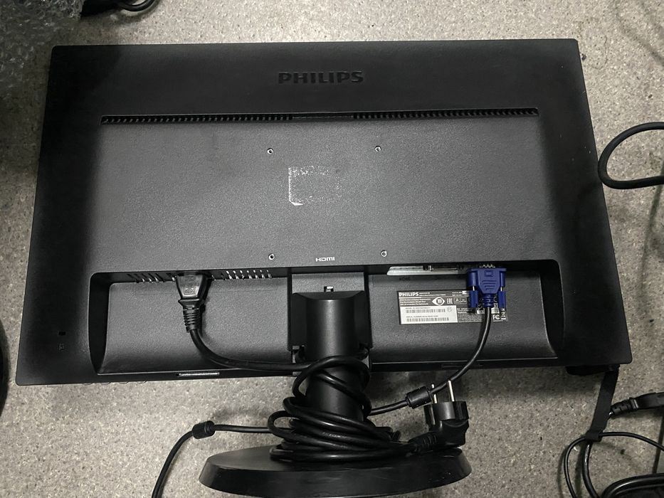 Монітор Philips 23.6