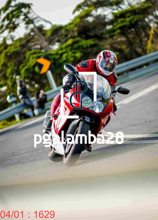 Yamaha thunderace 1000r