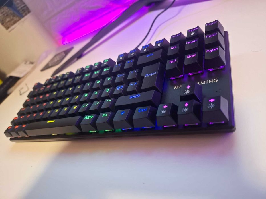 Teclado Mars Gaming Red Switch novo