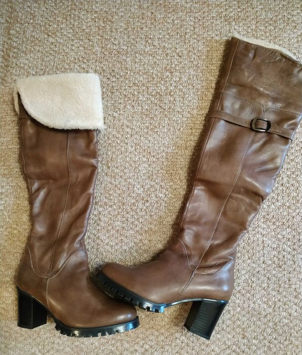 Розпродаж  Зимові шкіряні черевики.