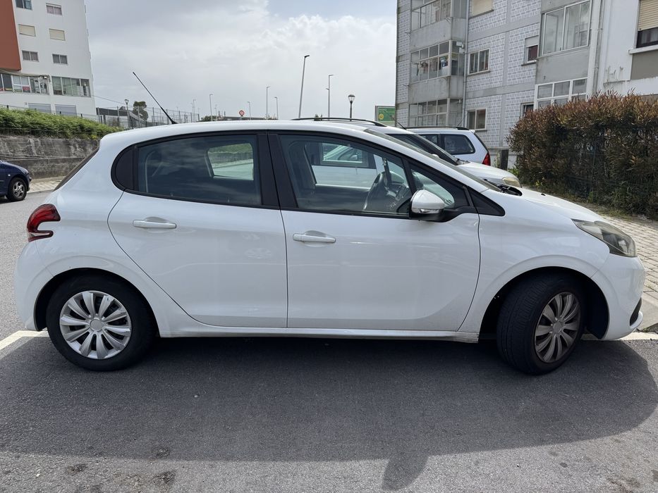 Peugeot 208 1.2 VTi