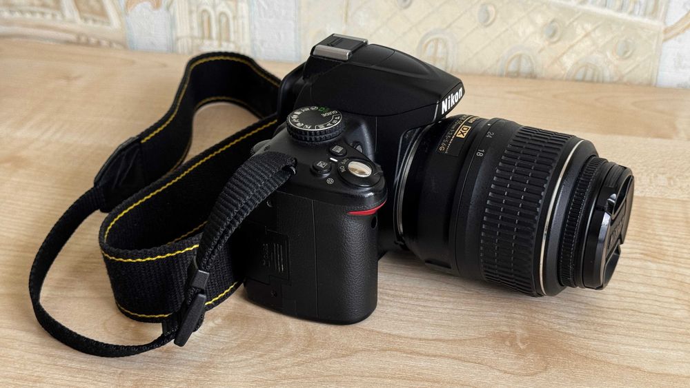 Фотоапарат Nikon D3000 18-55 VR kit