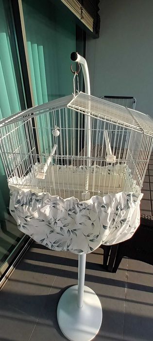 Gaiola com suporte
