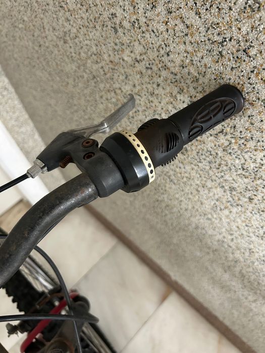 Bicicleta vermelha 26’’ – para peças ou restauração