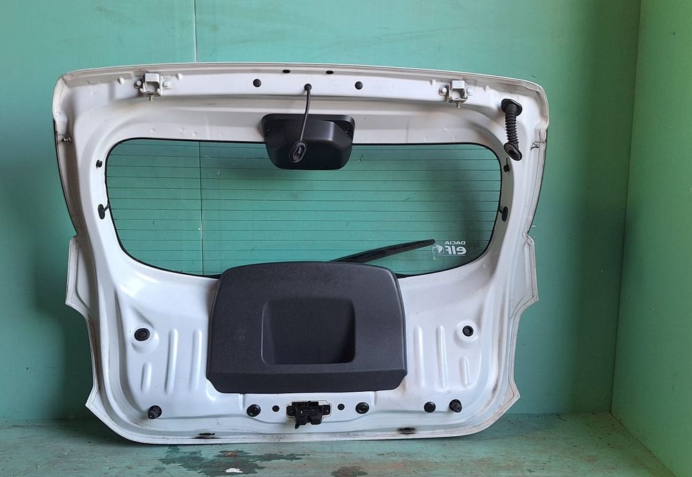 Klapa bagażnika Dacia Sandero II 2012-2020 DV369