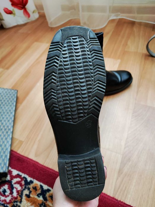 Zimowe buty za kostkę z futerkiem