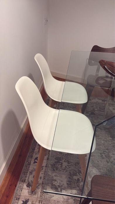 4 cadeiras Scand Nordic da Sklum – ótimo estado