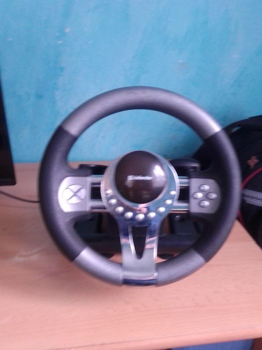 Руль ігровий продам
