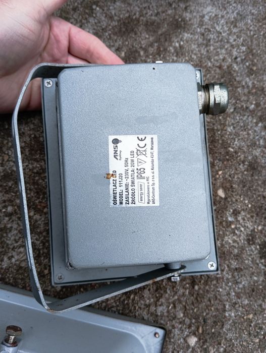 Zestaw uszkodzonych naświetlaczy