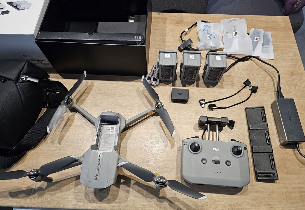 Dji Mavic Air 2 Combo Fly More dron stan idealny