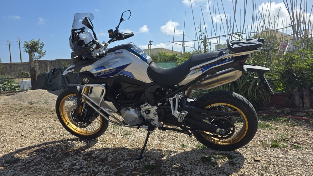 Voge DSX 900 de 2024 com 6800 km's