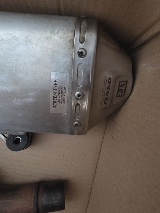 Escape Suzuki LTR Yoshimura RS5