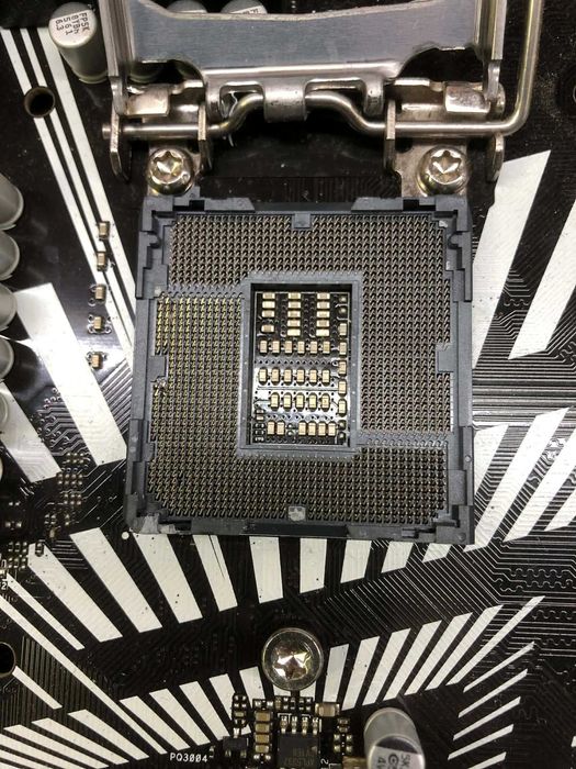 Płyta z procesorem uszkodzona