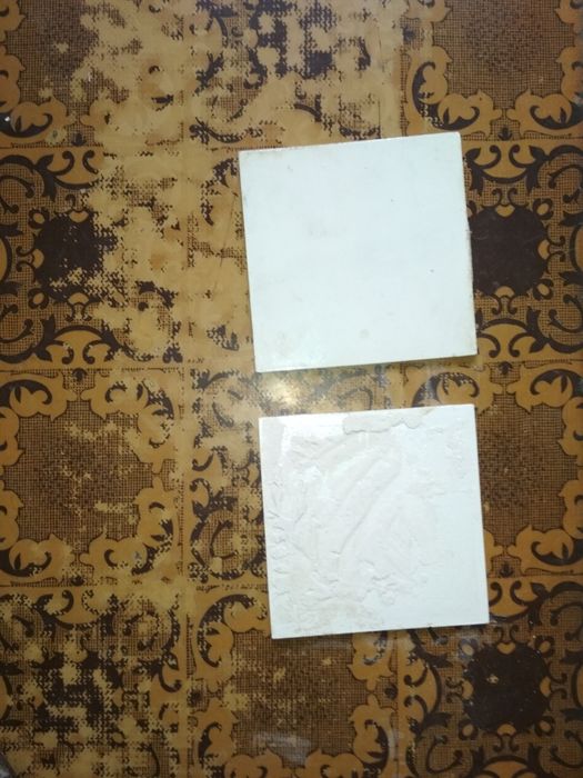 Продам советский кафель  15 Х 15 см. Новый бледно- голубой и с рисунко