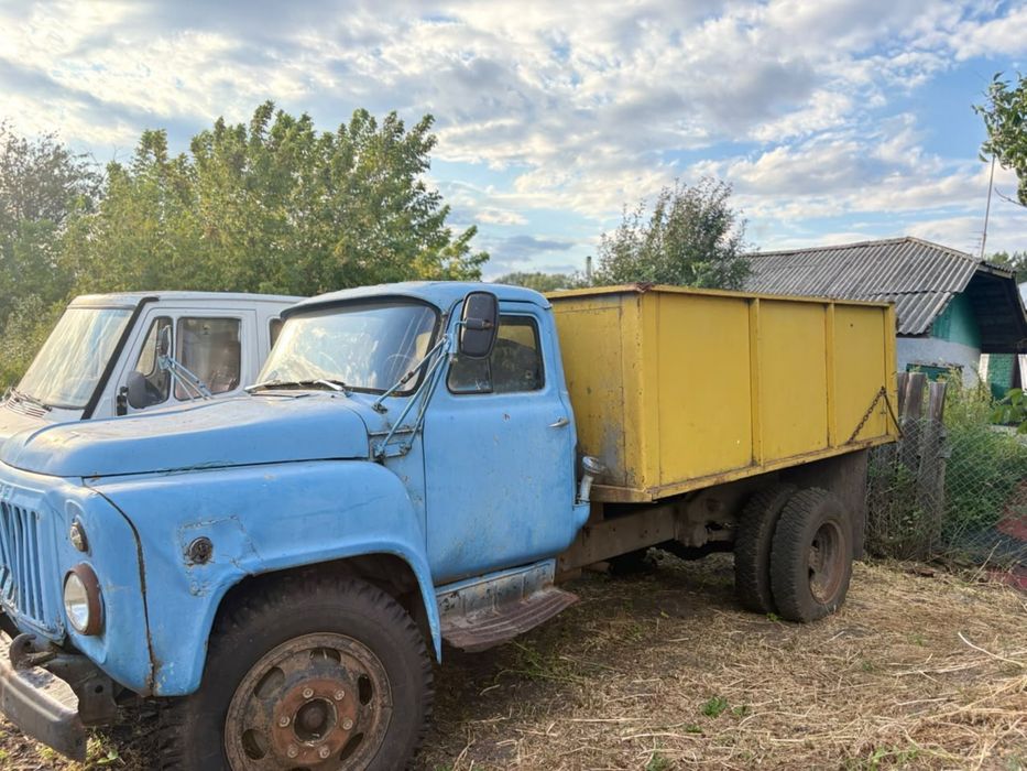 Продам ГАЗ 52 самосвал ,бензиновый