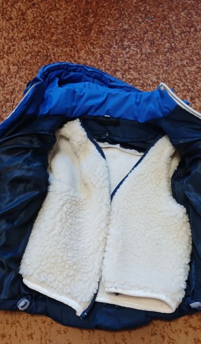 Продам дитячу курточку