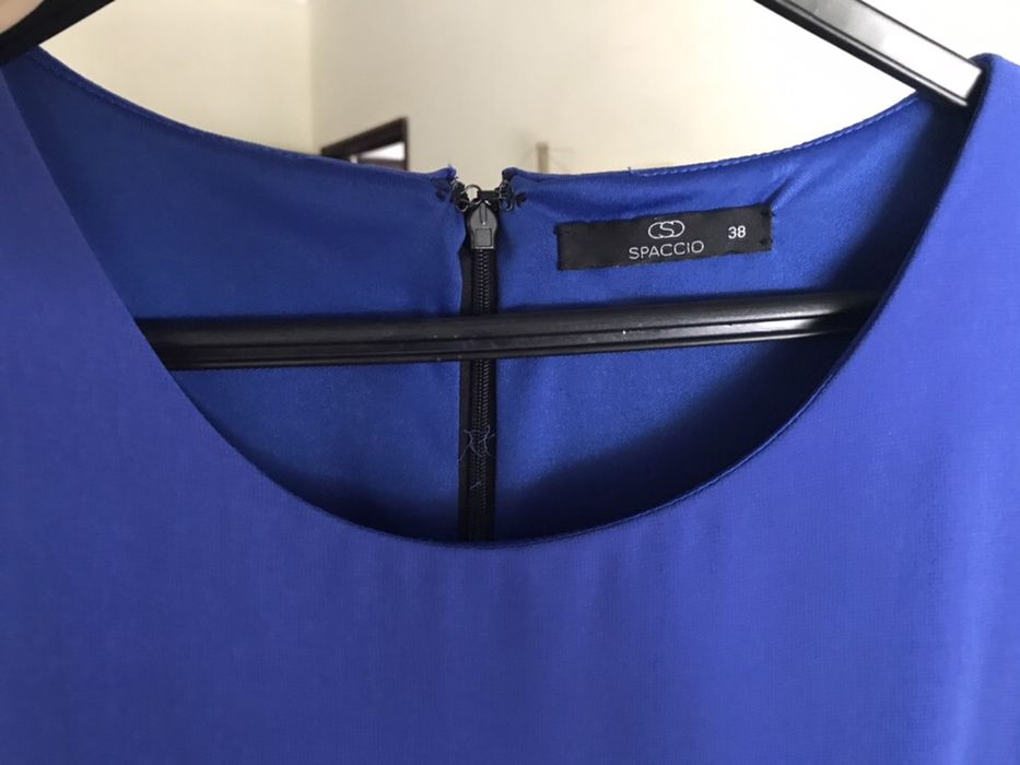 Vende-se vestido de cerimónia