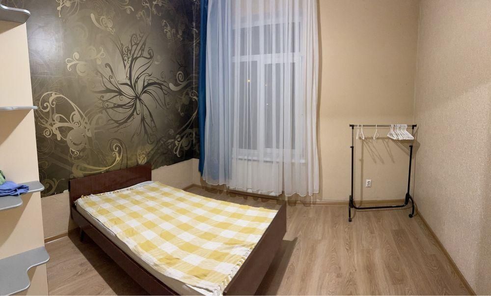 1к - 42м2 Класний ремонт! Велика площа!