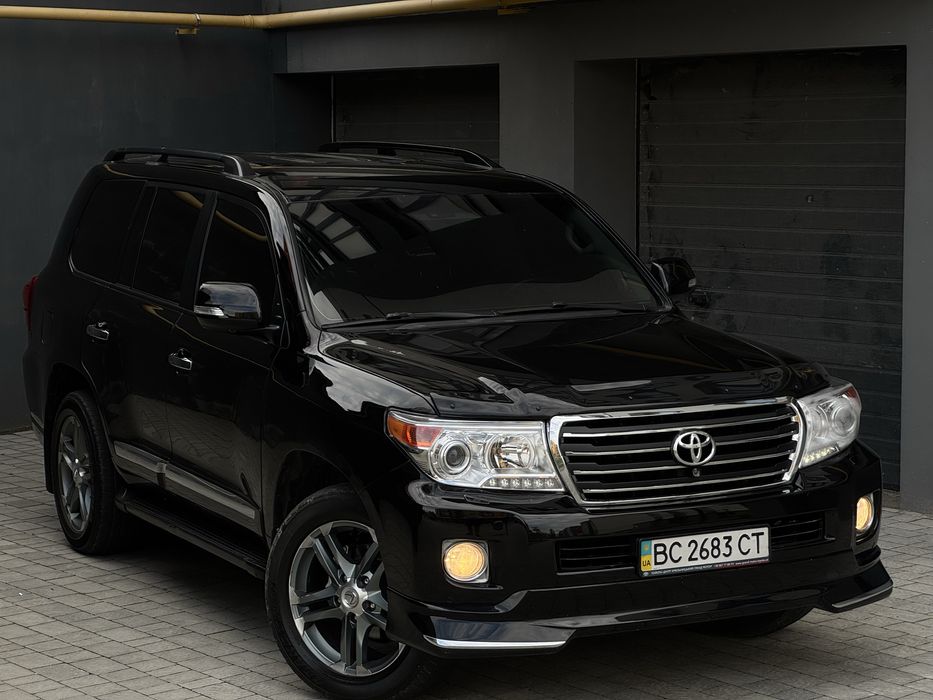 Продам автомобіль Land Cruiser 200 FL РЕСТ