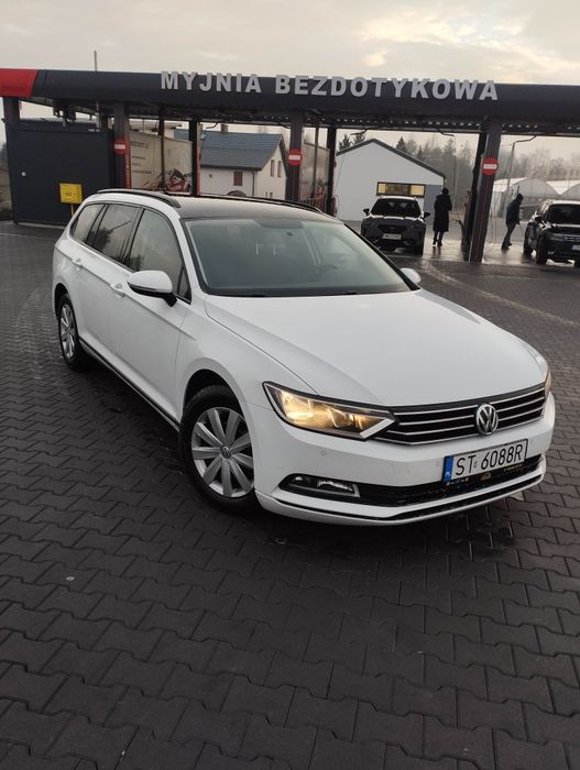 Volkswagen Passat B8 1.6 TDI  120KM 2015 rok .