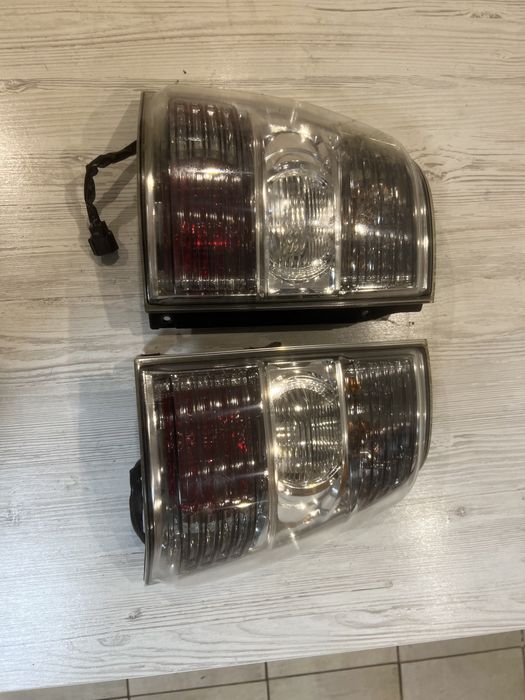 Фонарь стоп mitsubishi wagon 3 вагон 3