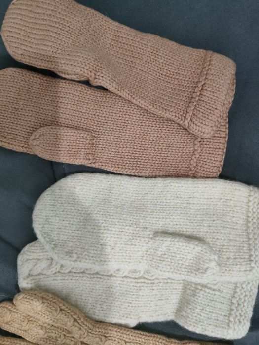 3 шарфика и 4 пары рукавицы, перчатки шерсть одним лотом