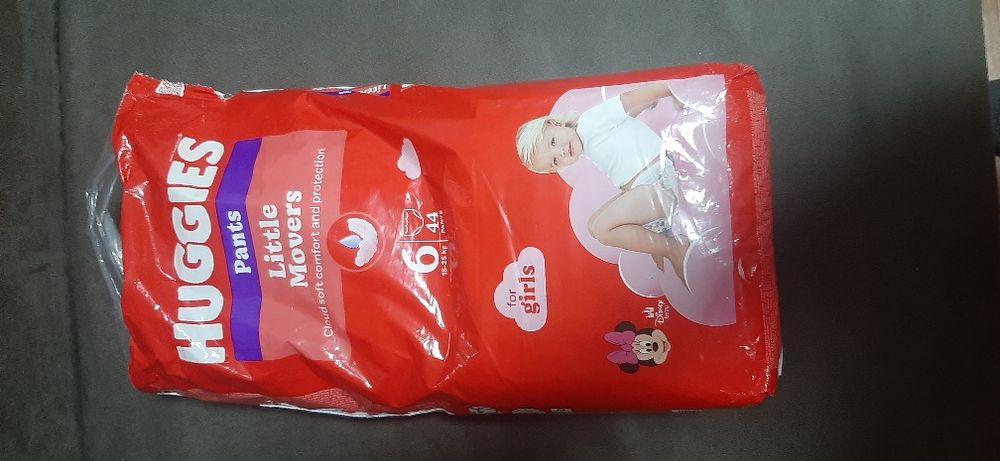Підгузки-трусики Huggies для дівчаток 6 розмір