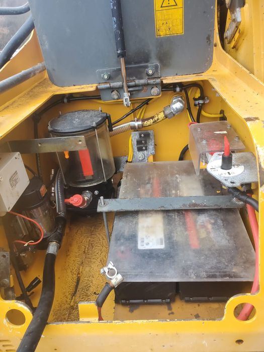 Екскаватор Liebherr 906