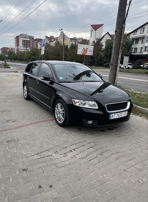 Продам VOLVO v50   2011 рік