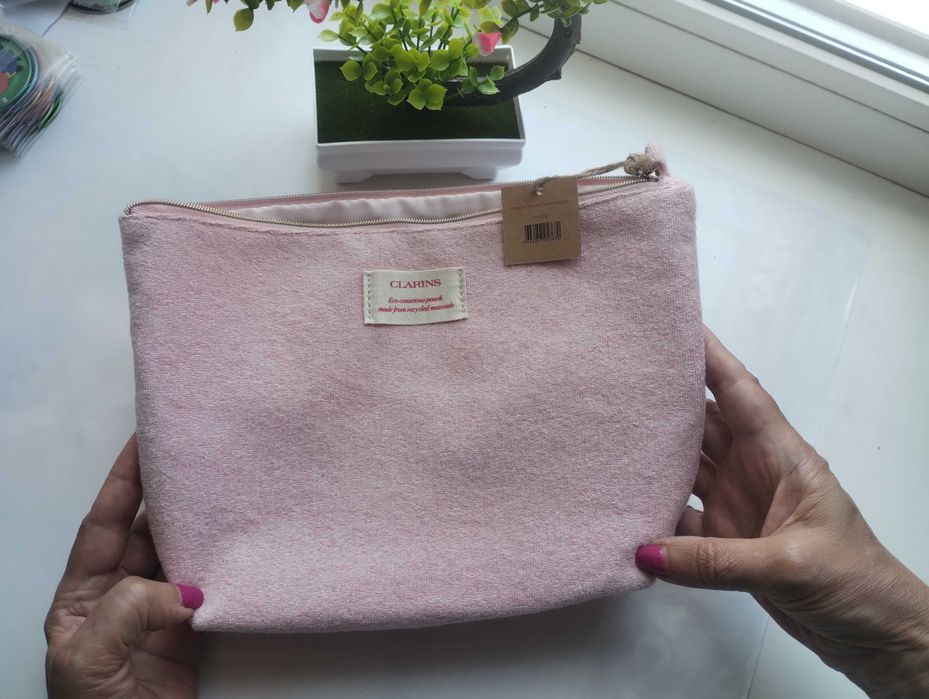 Косметичка Clarins Новая