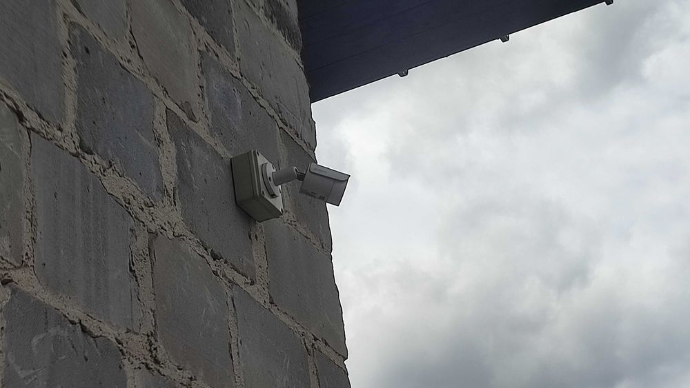 Montaż monitoringu, alarmów, domofonow