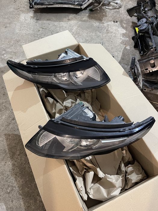 Фары  Land Rover Range Rover Evoque 2011-2019