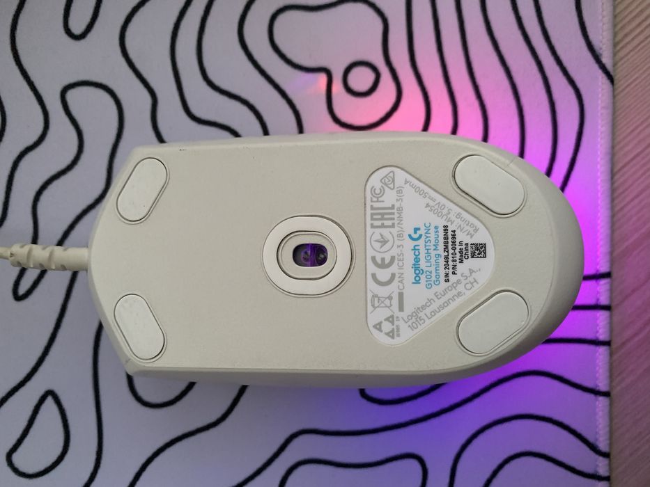 Logitech G102 Lightsync white